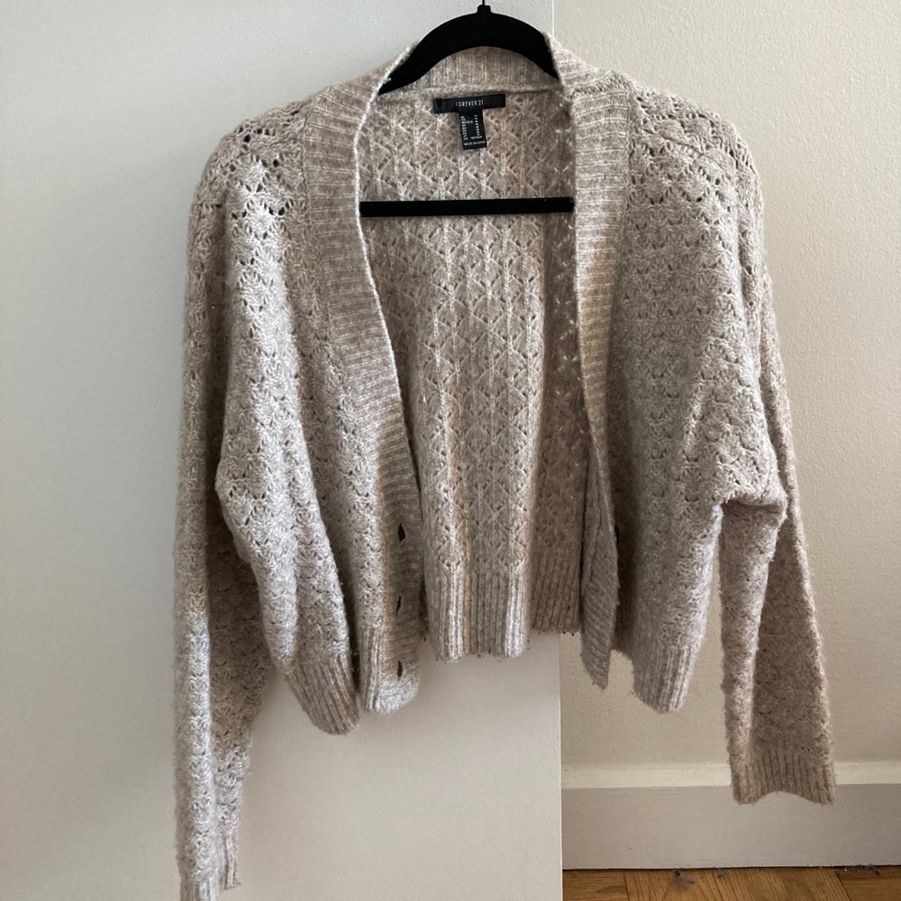 FOREVER 21 cream colored cardigan